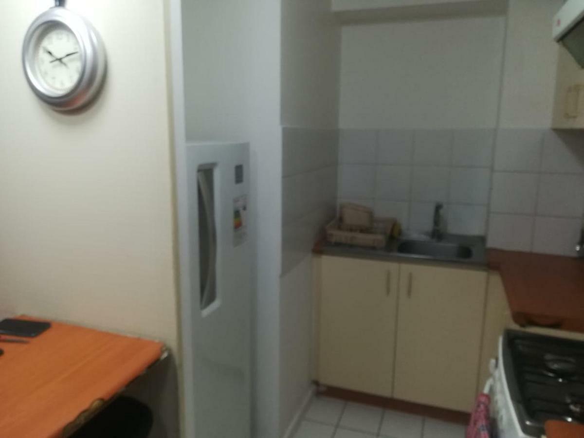 Depto A Pasos De Metro Irarrazaval Appartement Santiago Buitenkant foto