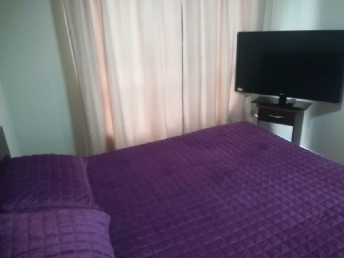 Depto A Pasos De Metro Irarrazaval Appartement Santiago Buitenkant foto