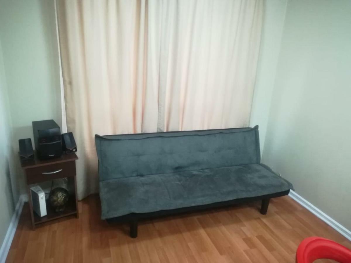Depto A Pasos De Metro Irarrazaval Appartement Santiago Buitenkant foto