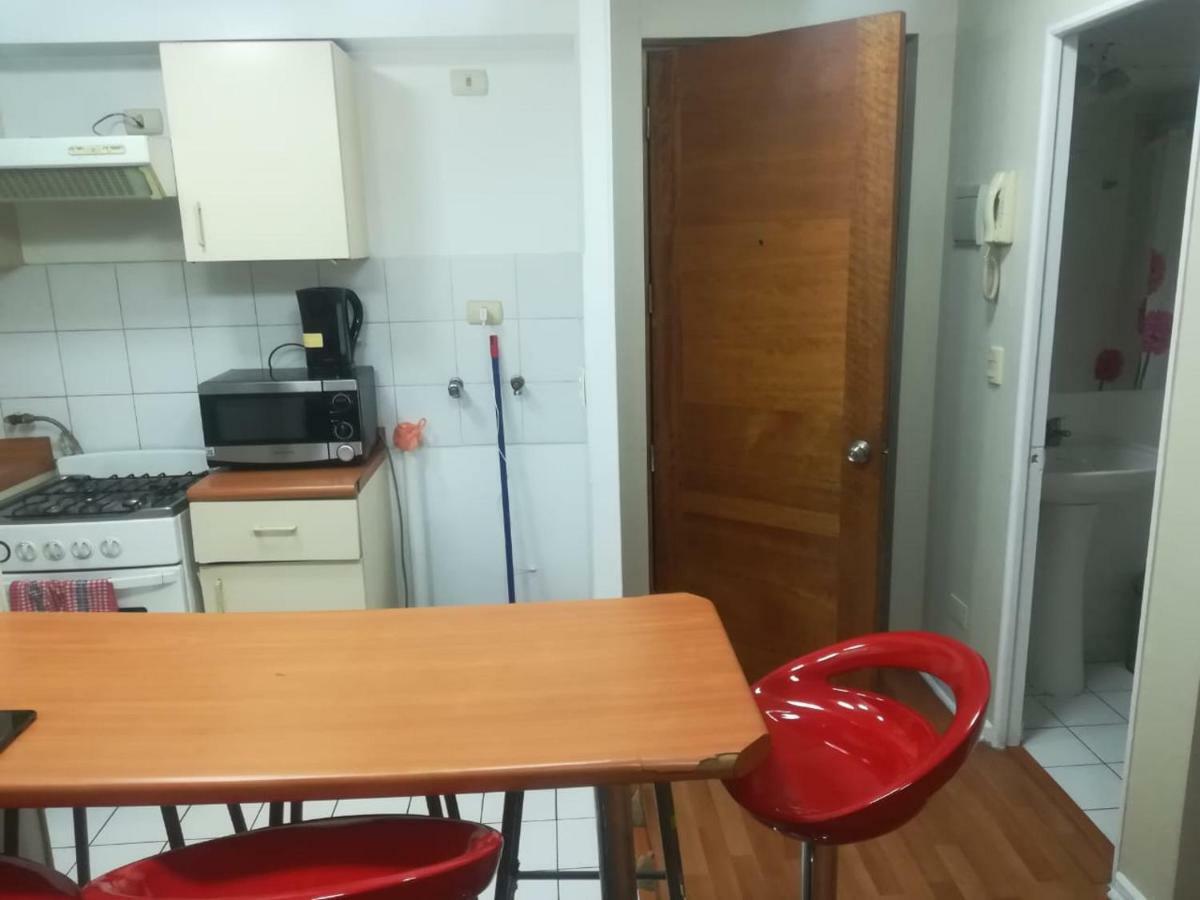Depto A Pasos De Metro Irarrazaval Appartement Santiago Buitenkant foto